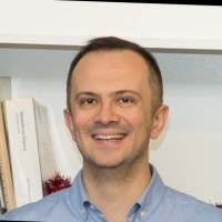 Emre Akbas