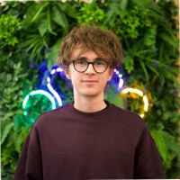 Charlie Saxton