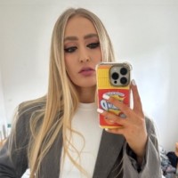 Kat A.
