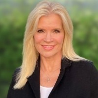 Shelly Maxwell