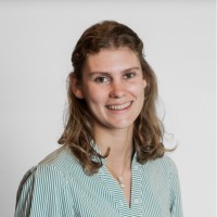 Esther De Vries