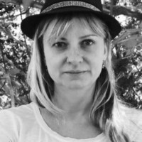 Luciana Caplan