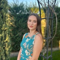 Andreea Handru