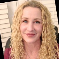 Leslie McCann