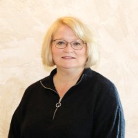 Tricia Rasch, Sphr