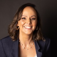 Angela Fernandes