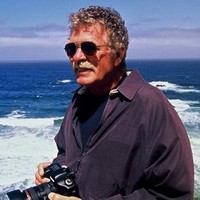 Dave G Houser