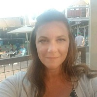 Angela Tarnes