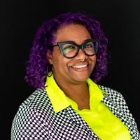 Patricia S. (Suzi) Elzie-Tuttle, Mlis