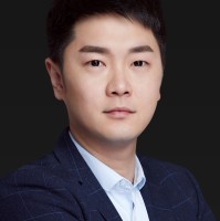 殷立博