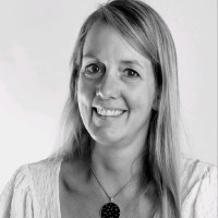 Ingrid Van Riel