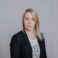 Юлия Комарова