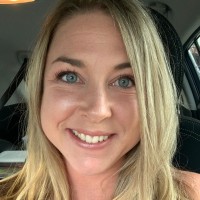 Lindsey Vallender
