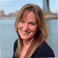 Julie Dorr