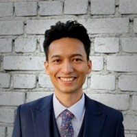 Daniel E.