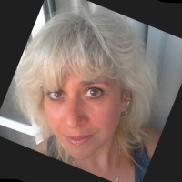 Eva Petrides