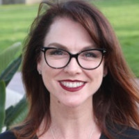 Cyndi Tomlinson, Aboc