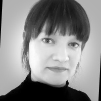 Adéla Hynesová