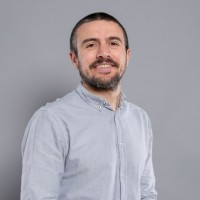 Vicente R.