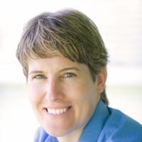 Dr Liz Cyarto