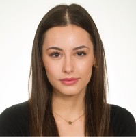 Cristina B.