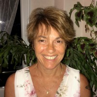 Evelyne Thomas