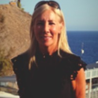 Julie Nixon