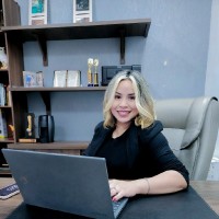 Ana Caroline Menezes