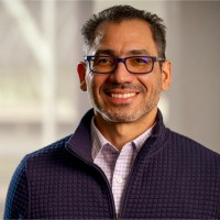 Emilio Rivera, Mba, Phr