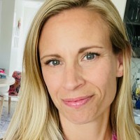 Suzanne Petronzi