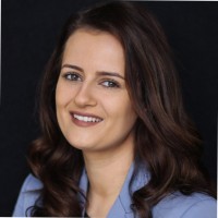 Shari Dekker