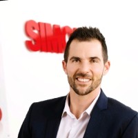 Dr Timo Grieser