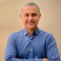 Tarkan Akas