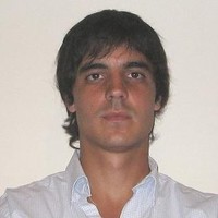 Julio Raspi Louge