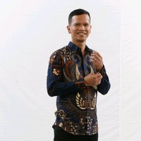 Borry Lumbo Malau