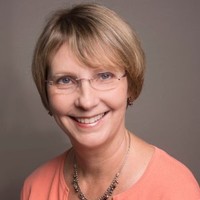 Lynne B.