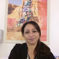 Angéla Abes