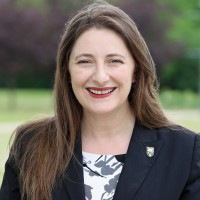 Laura Mirabella, Fcpa, Fca, Icd.D