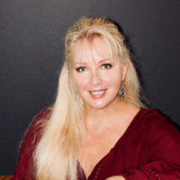 Elizabeth Lomprey