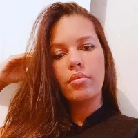 Raphaela Santos