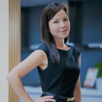 Della Loh