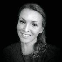 Tineke Veenstra