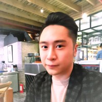 贝泓毅 Dennis H. Pei