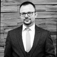 Uğur TEKER