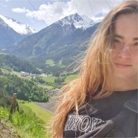 Naomi Bouman