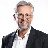 Dr. Ralph Heuser