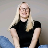 Sarah Schmidt
