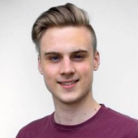 Niklas L.