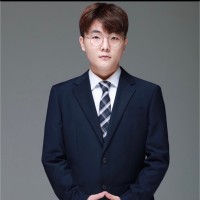신재윤