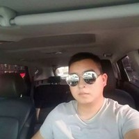 何伟龙
